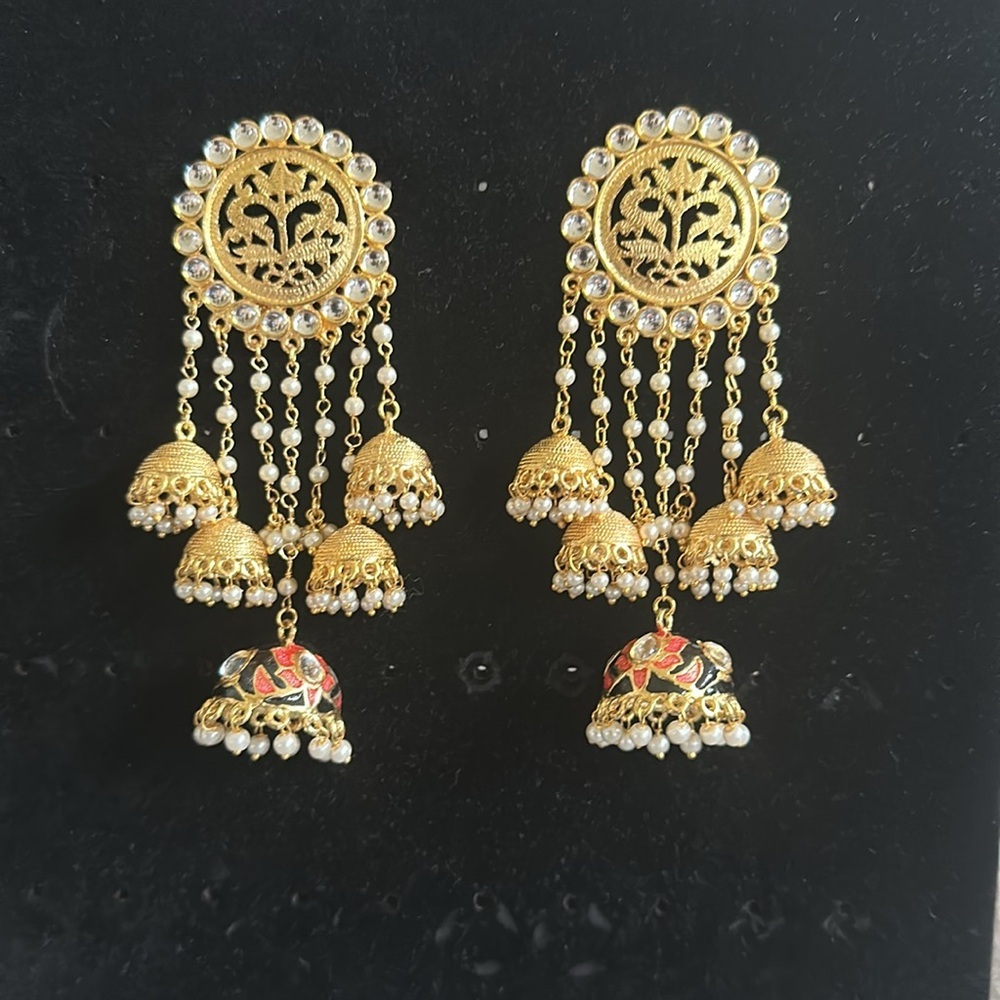 Elegant Indian‎ Mehru Jhumki Earrings in Gold New